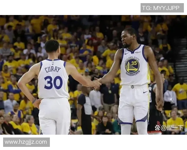 2014年NBA总决赛勇士队与热火队的巅峰对决回顾与精彩瞬间分析