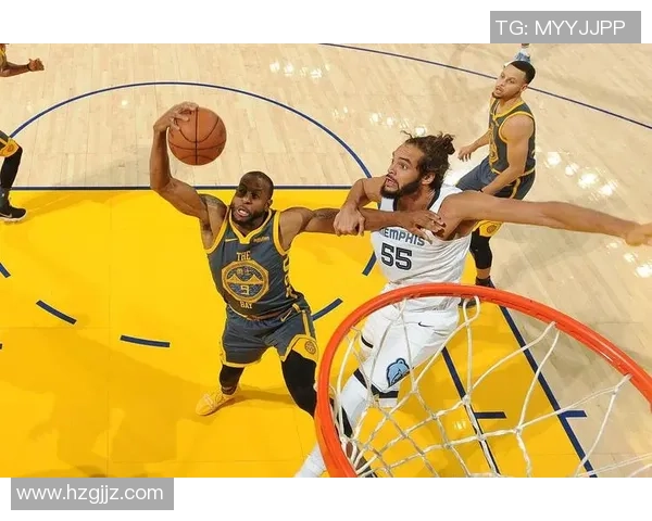 勇士与灰熊激战再续中文解说精彩瞬间回顾与分析 勇士与灰熊激战再续中文解说精彩瞬间回顾与分析