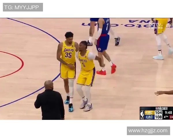 湖人对快船2013年10月30日精彩对决回顾与赛后分析